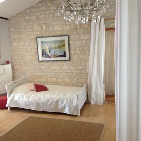 La Chade Vakantiehuis Villars-en-Pons